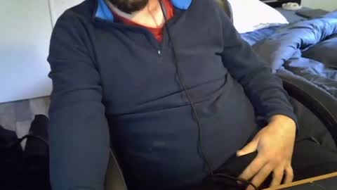 Snapshot of pralg chatting on 10/11/25, 10:36 pralg online show from 10/11/25, 10:36