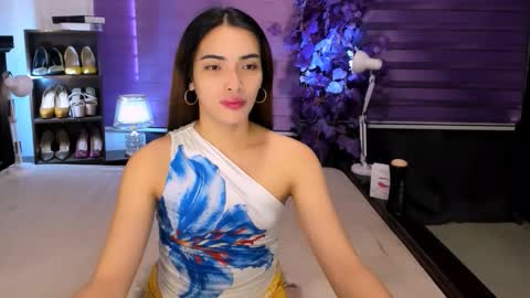 Snapshot of preciosa_banks69 chatting on 11/30/25, 06:39 preciosa_banks69 online show from 11/30/25, 06:39