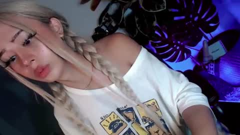 GODDESS PRECIOUS online show from 06/22/26, 07:16