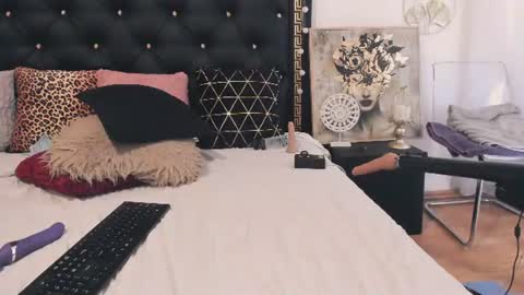 Ailyn online show from 06/29/26, 10:15