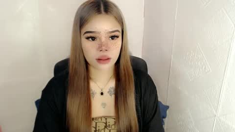 MAXXINE online show from 02/25/25, 05:30