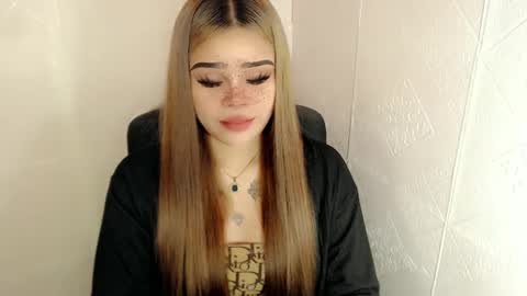 MAXXINE online show from 03/09/25, 10:30