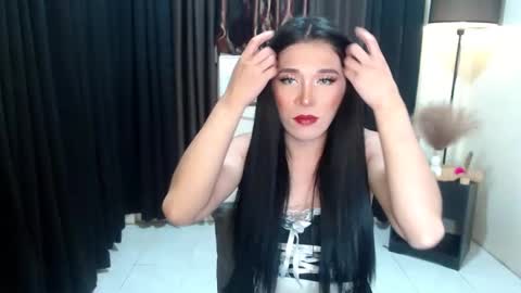 Snapshot of preciousrosedoll chatting on 01/05/25, 11:04 Rosedoll online show from 01/05/25, 11:04