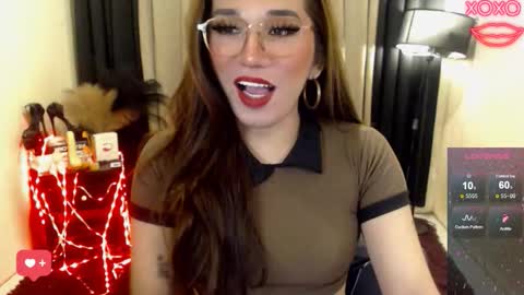 Snapshot of preciousrosedoll chatting on 11/03/25, 06:47 Rosedoll online show from 11/03/25, 06:47