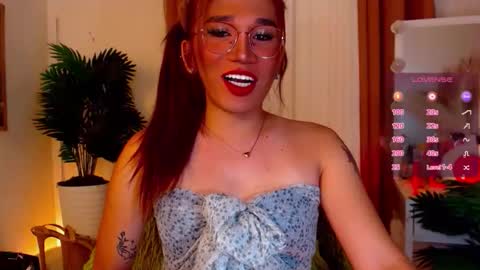 Snapshot of preciousrosedoll chatting on 02/18/26, 07:04 Rosedoll online show from 02/18/26, 07:04