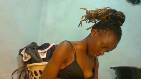 lynn online show from 02/01/26, 07:01