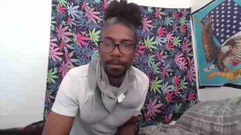 Snapshot of presidentialbryana chatting on 10/29/25, 05:04 Libra Lamont online show from 10/29/25, 05:04