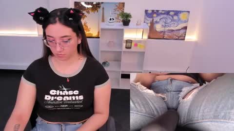 Camila  online show from 10/04/25, 01:31