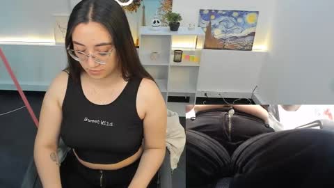 Camila  online show from 10/09/25, 12:03