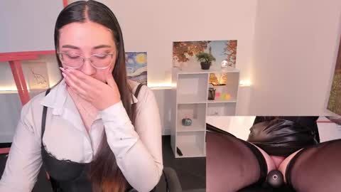 Camila  online show from 11/06/25, 01:01