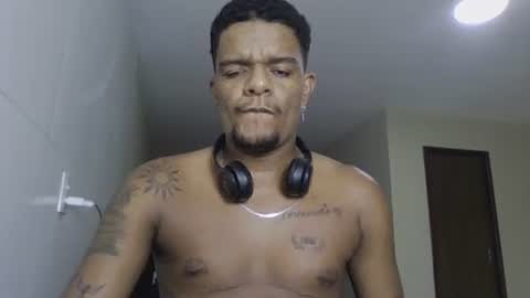 Snapshot of pretobrazzil chatting on 03/27/26, 01:33 pretobrazzil online show from 03/27/26, 01:33