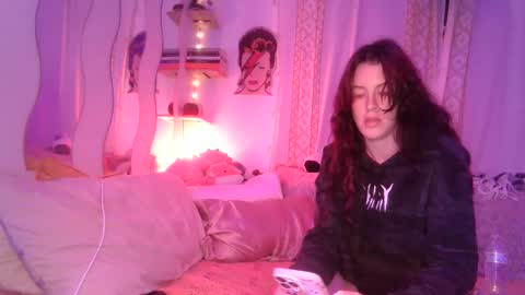 PrettiBritti online show from 01/08/25, 10:59