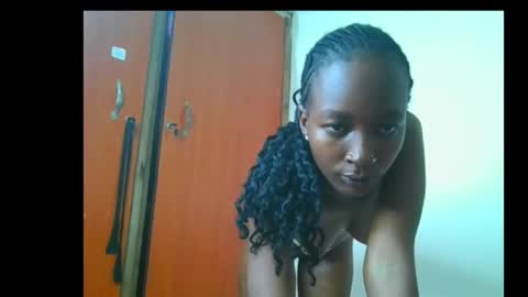 Snapshot of pretty__lisa chatting on 02/08/26, 07:45 pretty__lisa online show from 02/08/26, 07:45