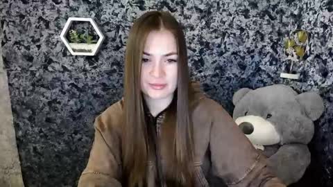 Snapshot of pretty_angell_ chatting on 04/29/26, 05:55 anna online show from 04/29/26, 05:55