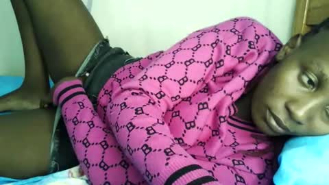 pretty_ass07 online show from 04/29/26, 05:55