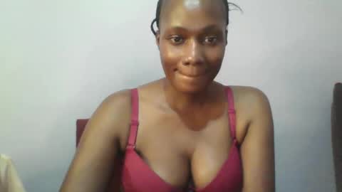 Snapshot of pretty_beib chatting on 03/12/25, 01:51 Karol online show from 03/12/25, 01:51