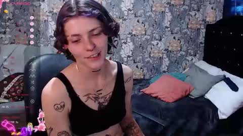 pretty_cristal22 online show from 05/05/26, 09:56