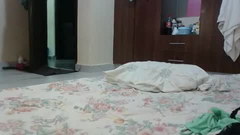 Snapshot of pretty_darya chatting on 11/05/25, 05:46 pretty_darya online show from 11/05/25, 05:46