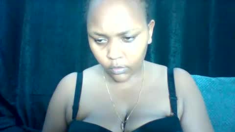 Snapshot of pretty_dee1 chatting on 05/11/26, 04:04 pretty_dee1 online show from 05/11/26, 04:04