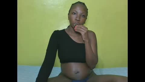 Snapshot of pretty_ebony2 chatting on 03/08/26, 03:54 Anne online show from 03/08/26, 03:54