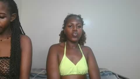 Snapshot of pretty_empress chatting on 07/13/26, 09:50 pretty_empress online show from 07/13/26, 09:50