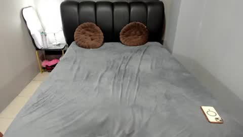 pretty_glinda online show from 06/20/26, 05:38