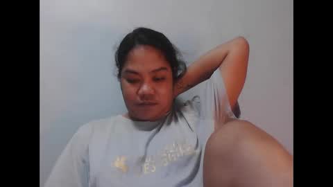 Snapshot of pretty_jewel05 chatting on 09/08/25, 02:16 pretty_jewel05 online show from 09/08/25, 02:16