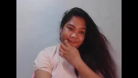 Snapshot of pretty_jewel05 chatting on 09/09/25, 09:36 pretty_jewel05 online show from 09/09/25, 09:36