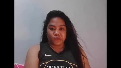 Snapshot of pretty_jewel05 chatting on 09/15/25, 10:26 pretty_jewel05 online show from 09/15/25, 10:26