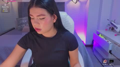 pretty online show from 07/06/26, 03:03