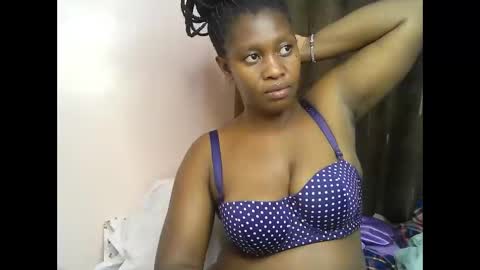Snapshot of pretty_kylah chatting on 05/17/26, 03:19 pretty_kylah online show from 05/17/26, 03:19