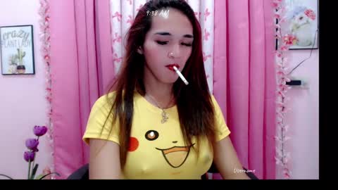 Snapshot of pretty_lady_kitty chatting on 03/11/25, 01:37 pretty_lady_kitty online show from 03/11/25, 01:37