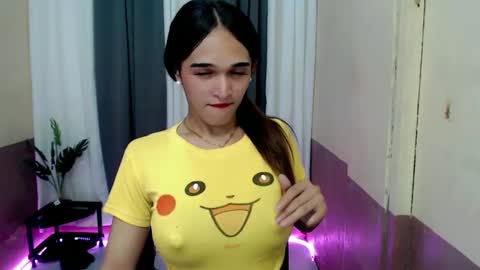 Snapshot of pretty_lady_kitty chatting on 04/05/26, 02:03 pretty_lady_kitty online show from 04/05/26, 02:03