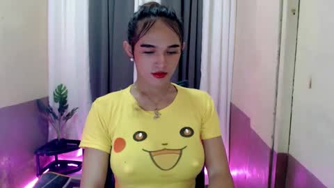 Snapshot of pretty_lady_kitty chatting on 04/14/26, 12:38 pretty_lady_kitty online show from 04/14/26, 12:38