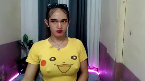 Snapshot of pretty_lady_kitty chatting on 04/19/26, 06:21 pretty_lady_kitty online show from 04/19/26, 06:21