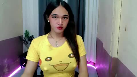 Snapshot of pretty_lady_kitty chatting on 04/22/26, 05:43 pretty_lady_kitty online show from 04/22/26, 05:43