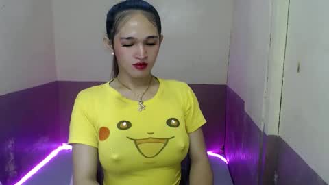 Snapshot of pretty_lady_kitty chatting on 04/23/26, 02:52 pretty_lady_kitty online show from 04/23/26, 02:52