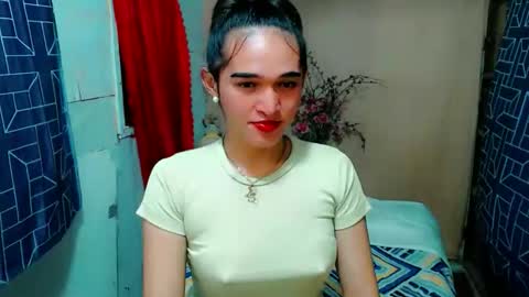 Snapshot of pretty_lady_kitty chatting on 05/09/26, 02:11 pretty_lady_kitty online show from 05/09/26, 02:11