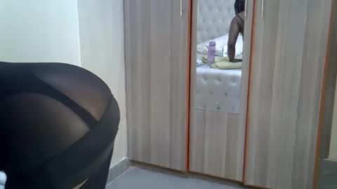 pretty_lida online show from 12/15/25, 08:24