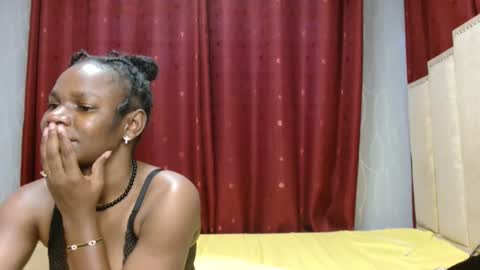 Snapshot of pretty_lioness_ chatting on 03/08/26, 03:27 Pretty online show from 03/08/26, 03:27