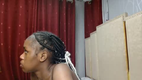 Snapshot of pretty_lioness_ chatting on 03/15/26, 06:47 Pretty online show from 03/15/26, 06:47