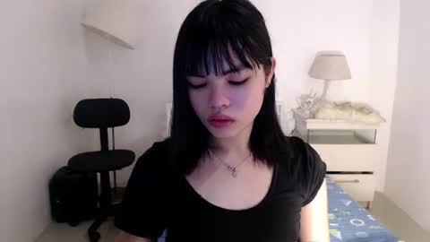 Snapshot of pretty_little_baby18 chatting on 08/02/26, 03:05 Venus online show from 08/02/26, 03:05
