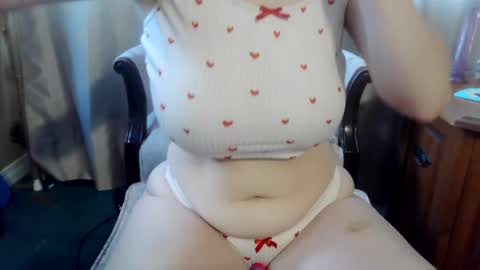 pretty_littletoy online show from 01/12/26, 02:00