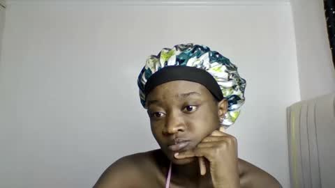 pretty luv1 online show from 03/08/26, 08:01