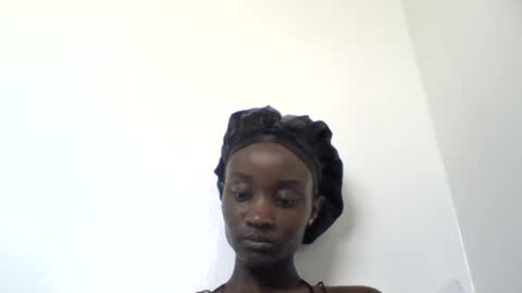 pretty luv1 online show from 07/29/26, 08:56
