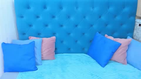 pretty_malika online show from 09/27/25, 12:59