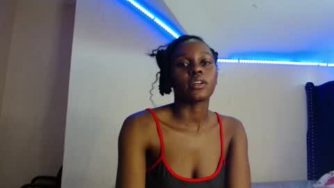 Snapshot of pretty_nyra chatting on 04/23/26, 06:03 Nyra online show from 04/23/26, 06:03