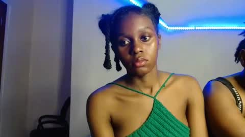 Snapshot of pretty_nyra chatting on 04/28/26, 07:30 Nyra online show from 04/28/26, 07:30