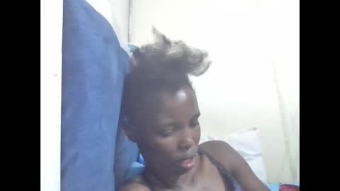 pretty_petite_ebony online show from 05/20/26, 02:07