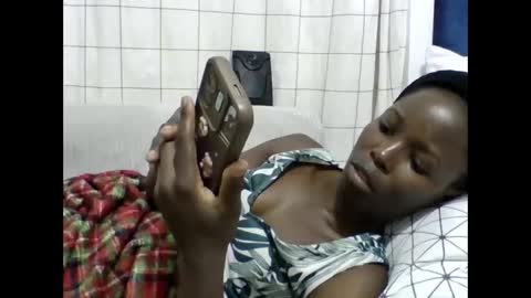 pretty_petite_ebony online show from 06/07/26, 02:16